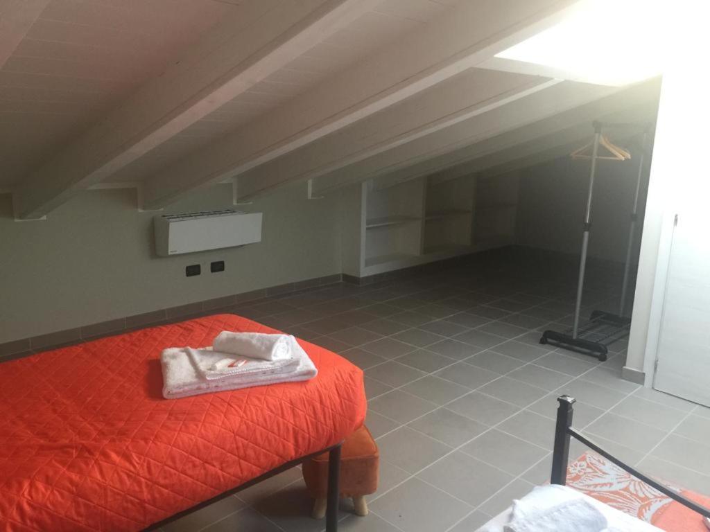 Residenza Oleandro Apartment Desenzano del Garda Exterior photo